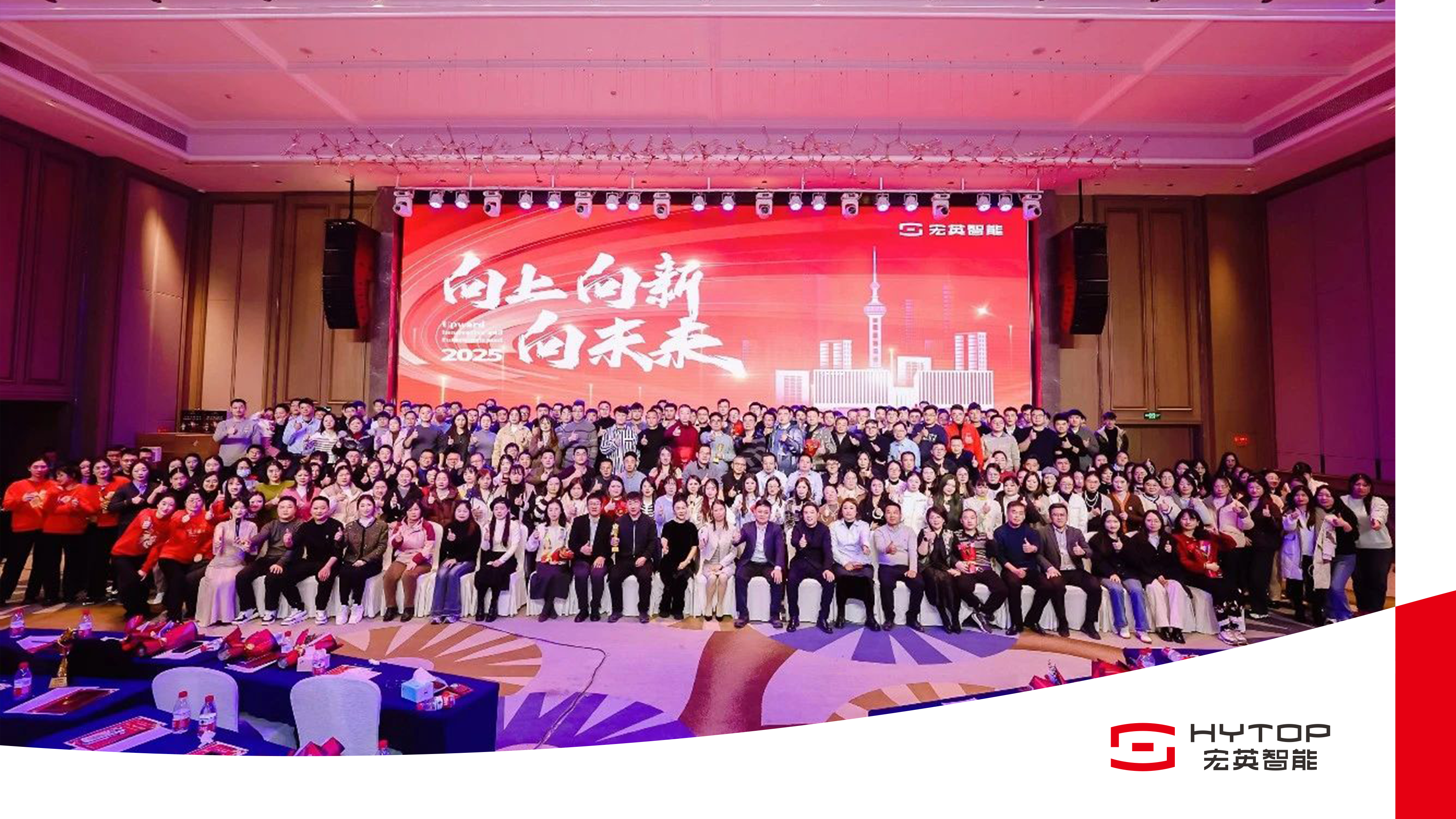 leyu乐鱼-OPPO Reno 14F暗黑版外观正式揭晓 11月15日发布